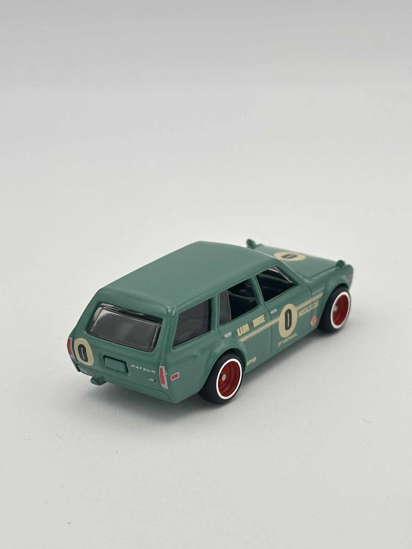 Nissan Historics Premium Diorama - Fairlady Z, Bluebird 510 Wagon, Laurel 2000 GSX