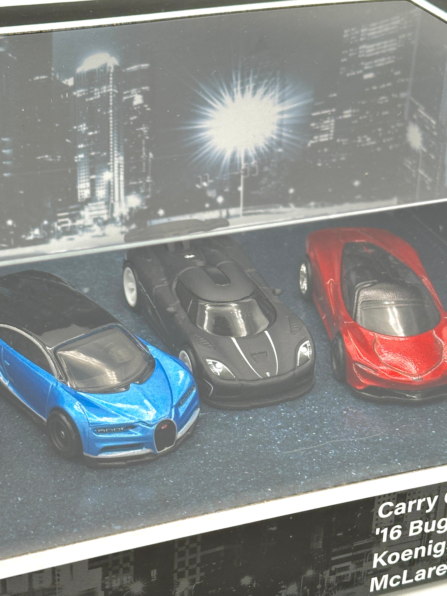 Carry On Diorama Set - Bugatti Chiron Koenigsegg Agera McLaren Speedtail