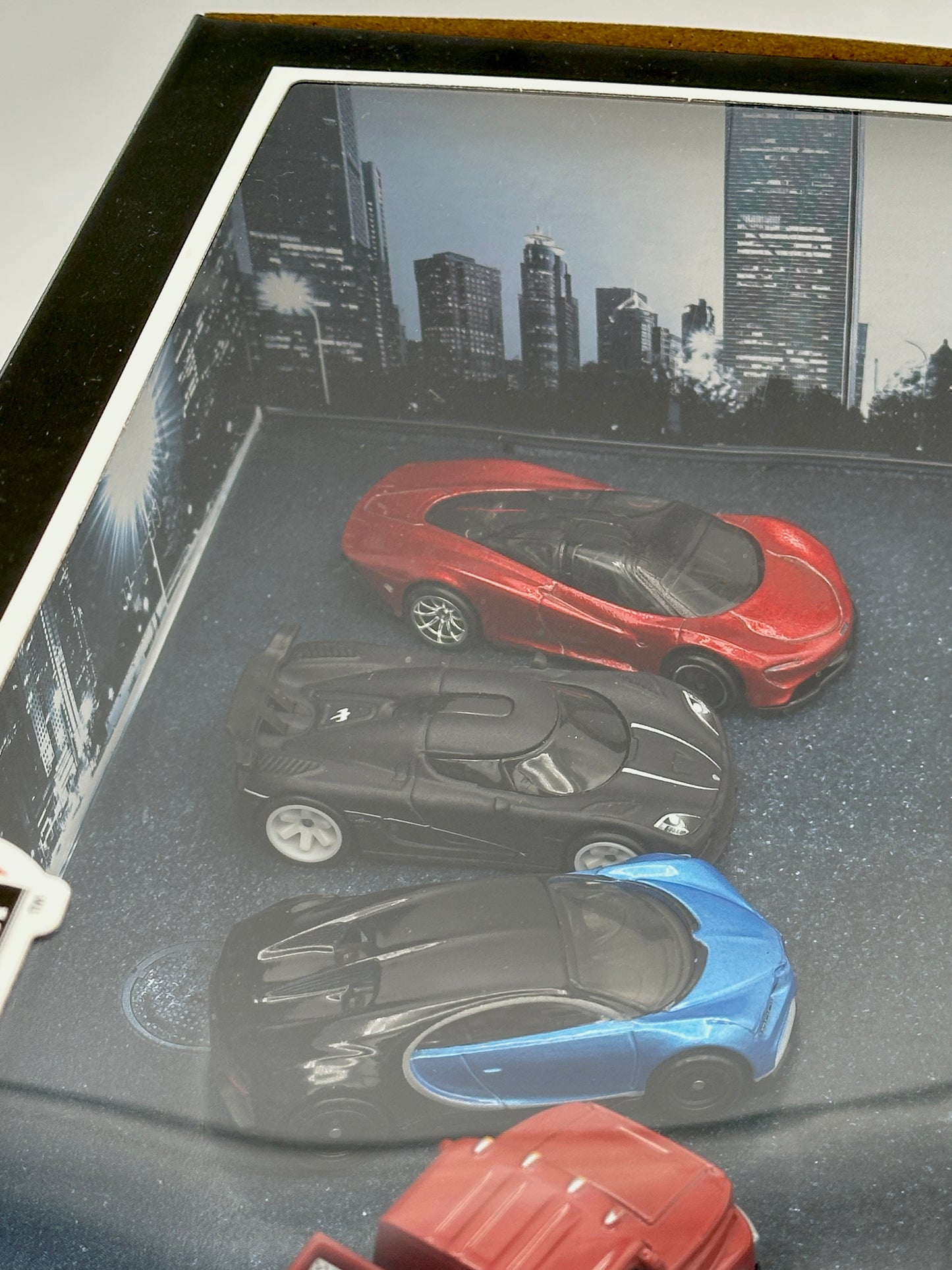 Carry On Diorama Set - Bugatti Chiron Koenigsegg Agera McLaren Speedtail