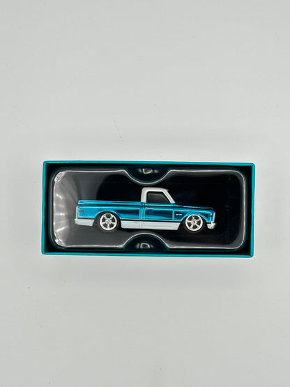 Red Line Club Collectors Chevy C/10 Pickup - Aqua Spectraflame