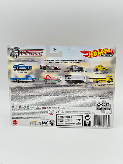 Team Transport Moon Eyes Volkswagen Classic Beetle and T1 pickup