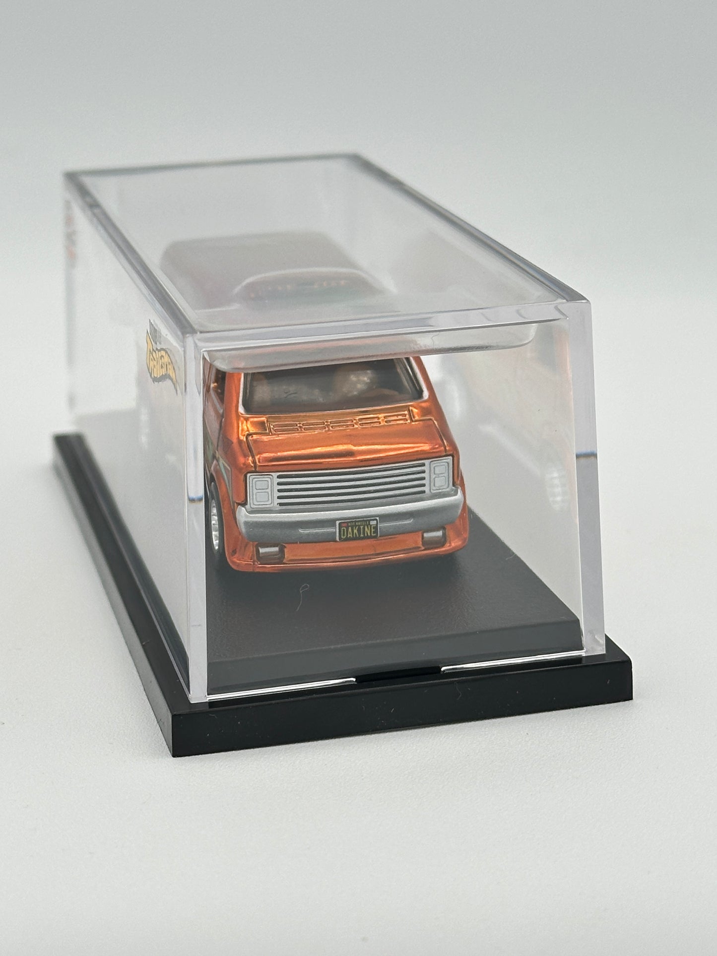 Red Line Club Exclusive 70s Dodge Tradesman Van TIKI SURF Rootbeer Spectraflame RLC